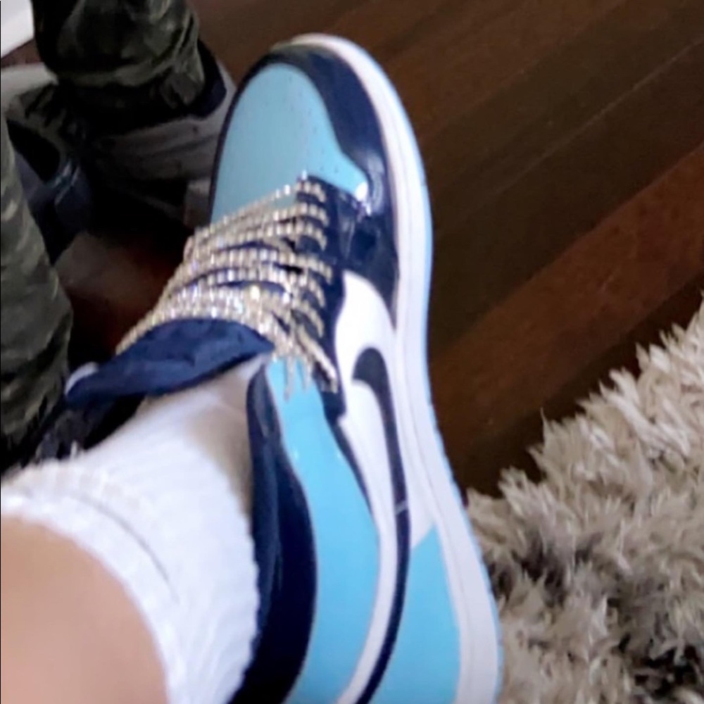 Jordan retro 1 Blue Chills